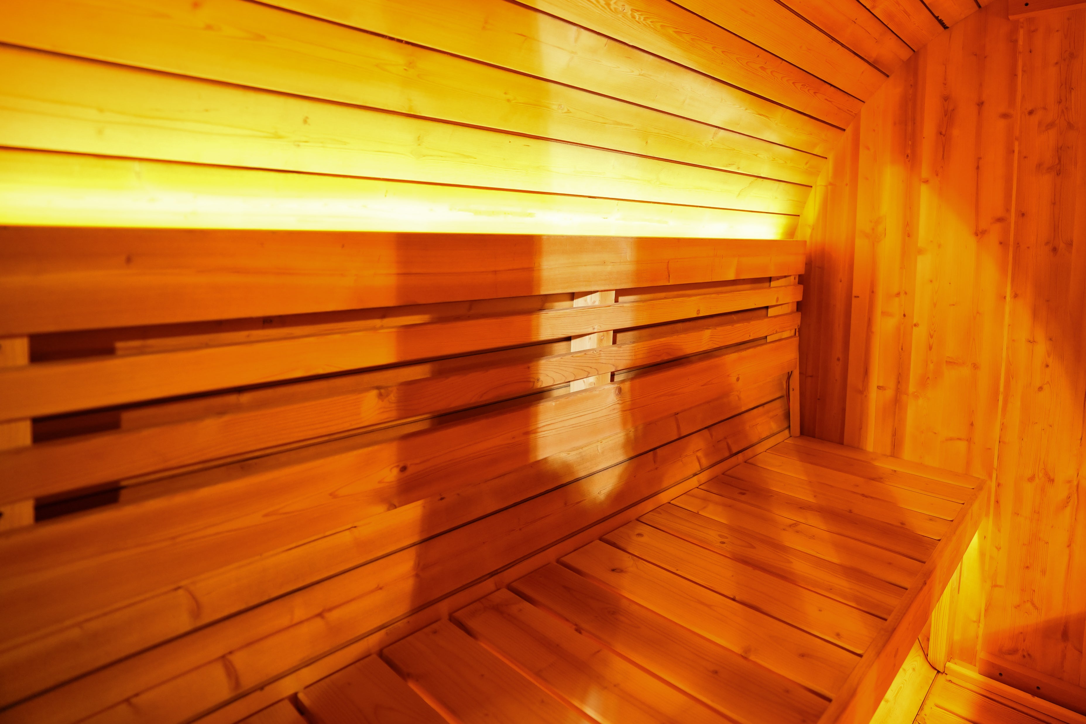 4 - Person Black Traditional Barrel Steam Sauna: Share Timeless Relaxation & Wellness