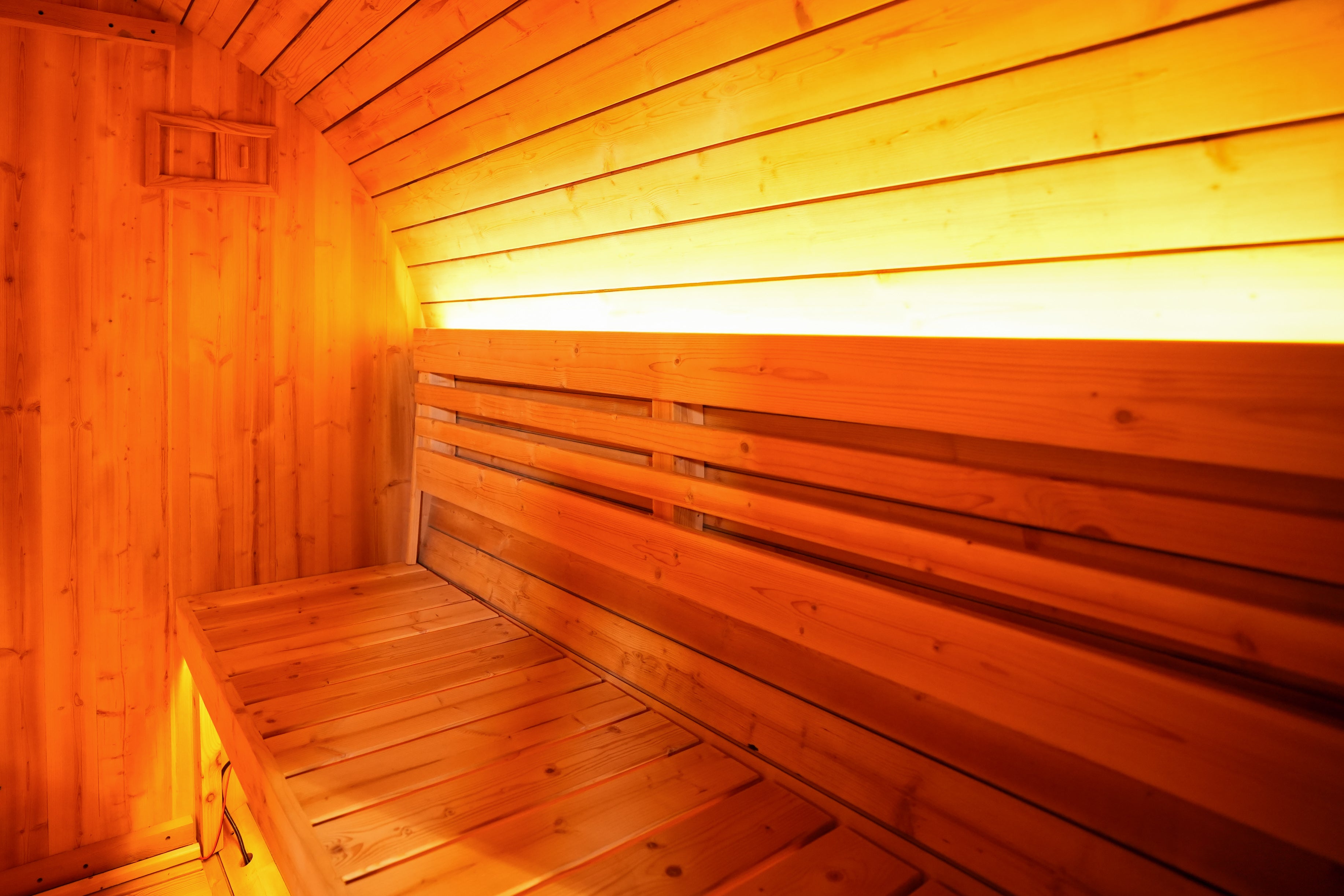 4 - Person Black Traditional Barrel Steam Sauna: Share Timeless Relaxation & Wellness