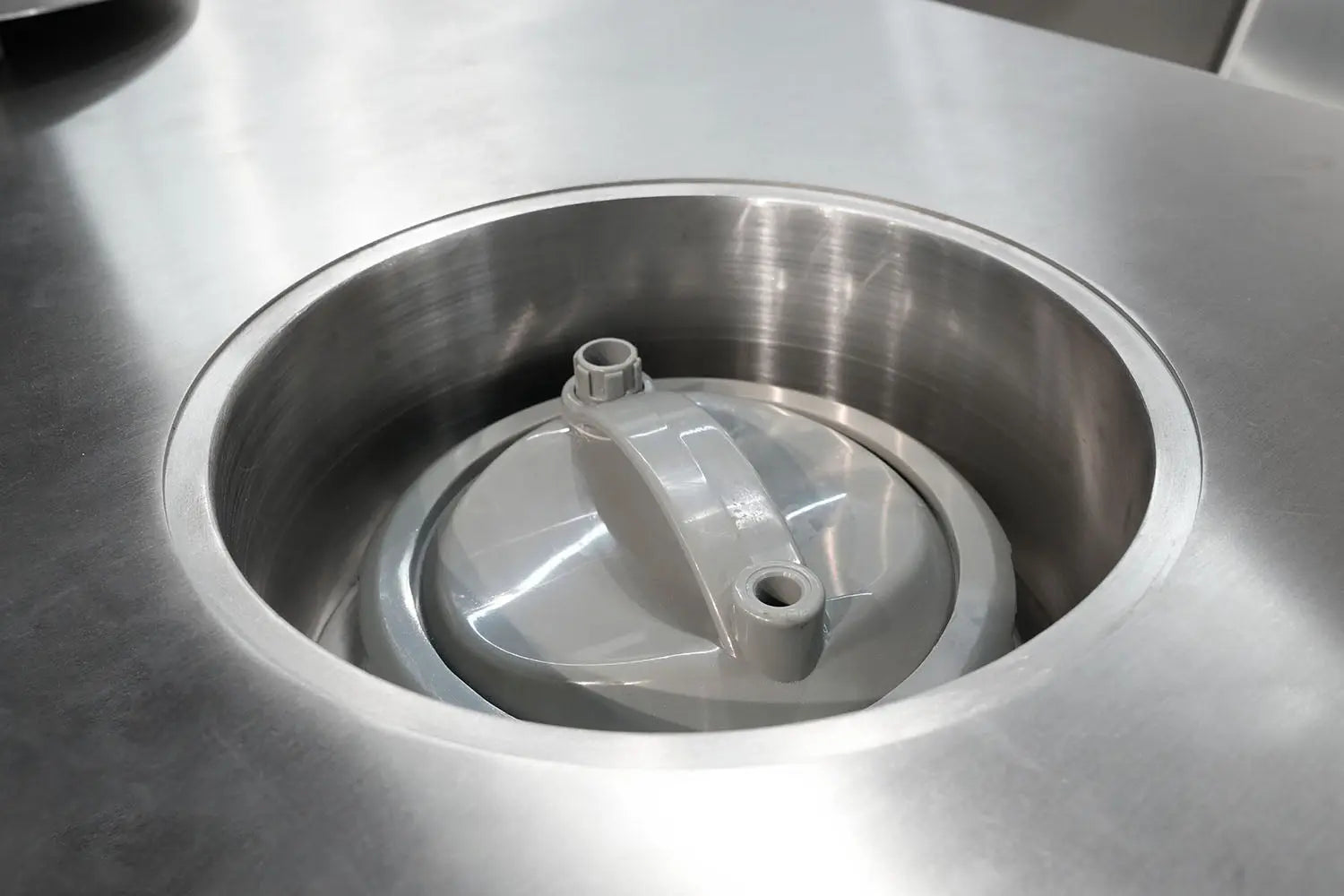 Wooden All in one ice tub HELIUS