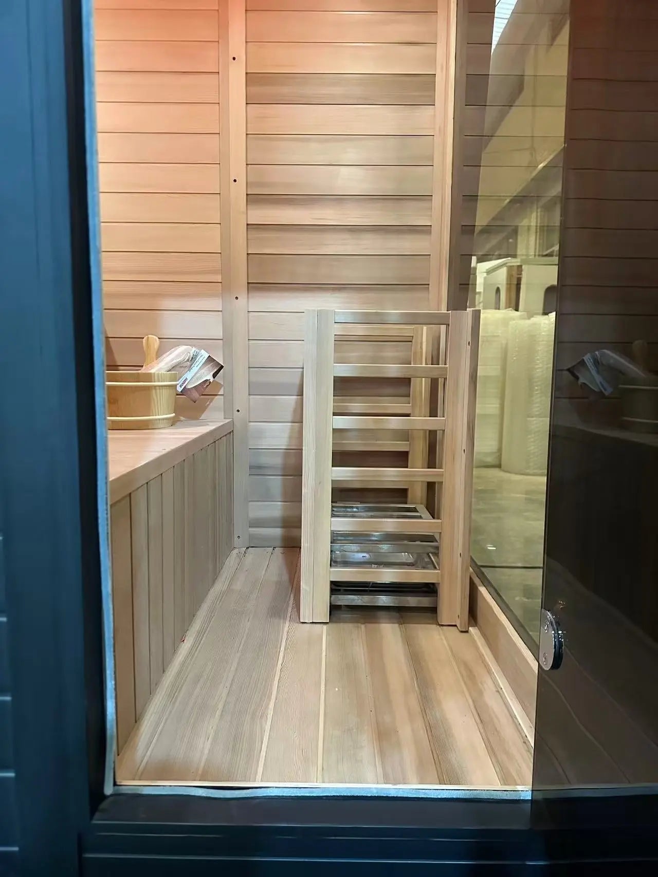 New Luxury High-End Black Square Outdoor Sauna HELIUS