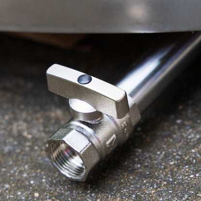 Wood - Fired Hot Tub with Stainless Steel Liner, Built - in Stove and Red Cedar Shell