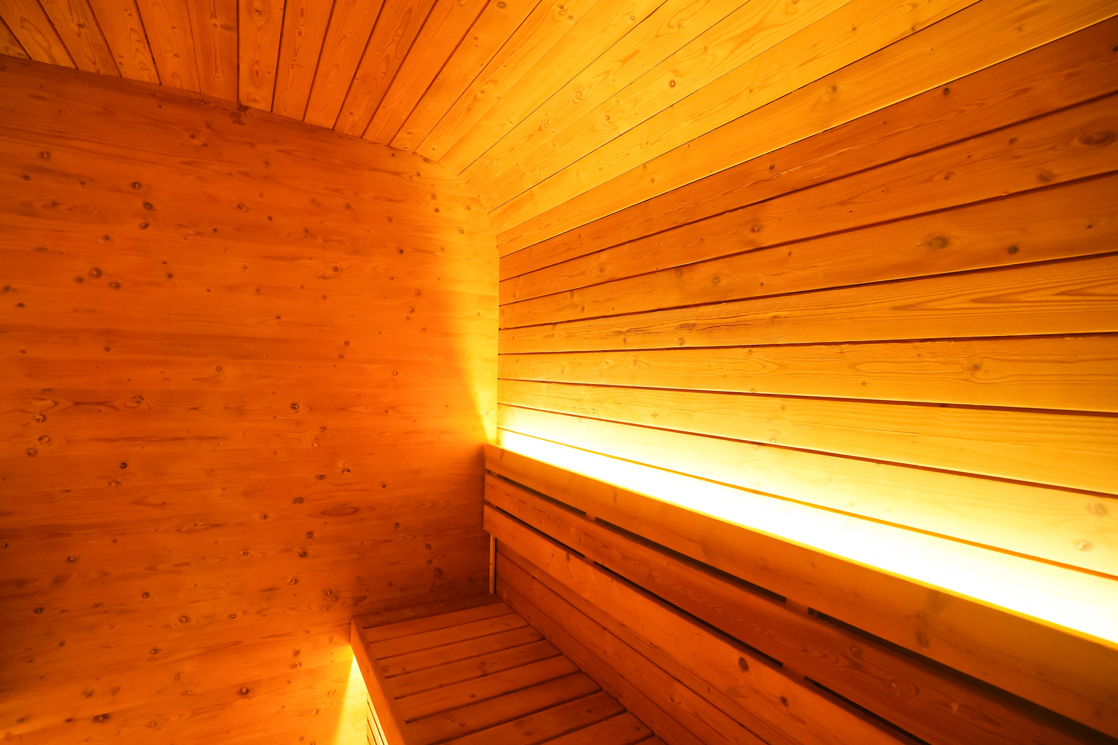 6 - Person Square Traditional Steam Sauna: A Haven of Relaxation and Wellness