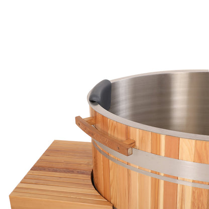 Premium Red Cedar Oval Ice Bath Tub – Cold Plunge Spa Barrel for Athletes Recovery & Therapeutic Home Use, Natural Wooden Therapy Tub